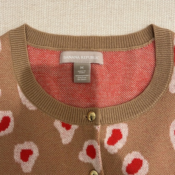 Banana Republic cardigan Tan Red Animal Print Sweater, Size Medium NWOT - Picture 4 of 4